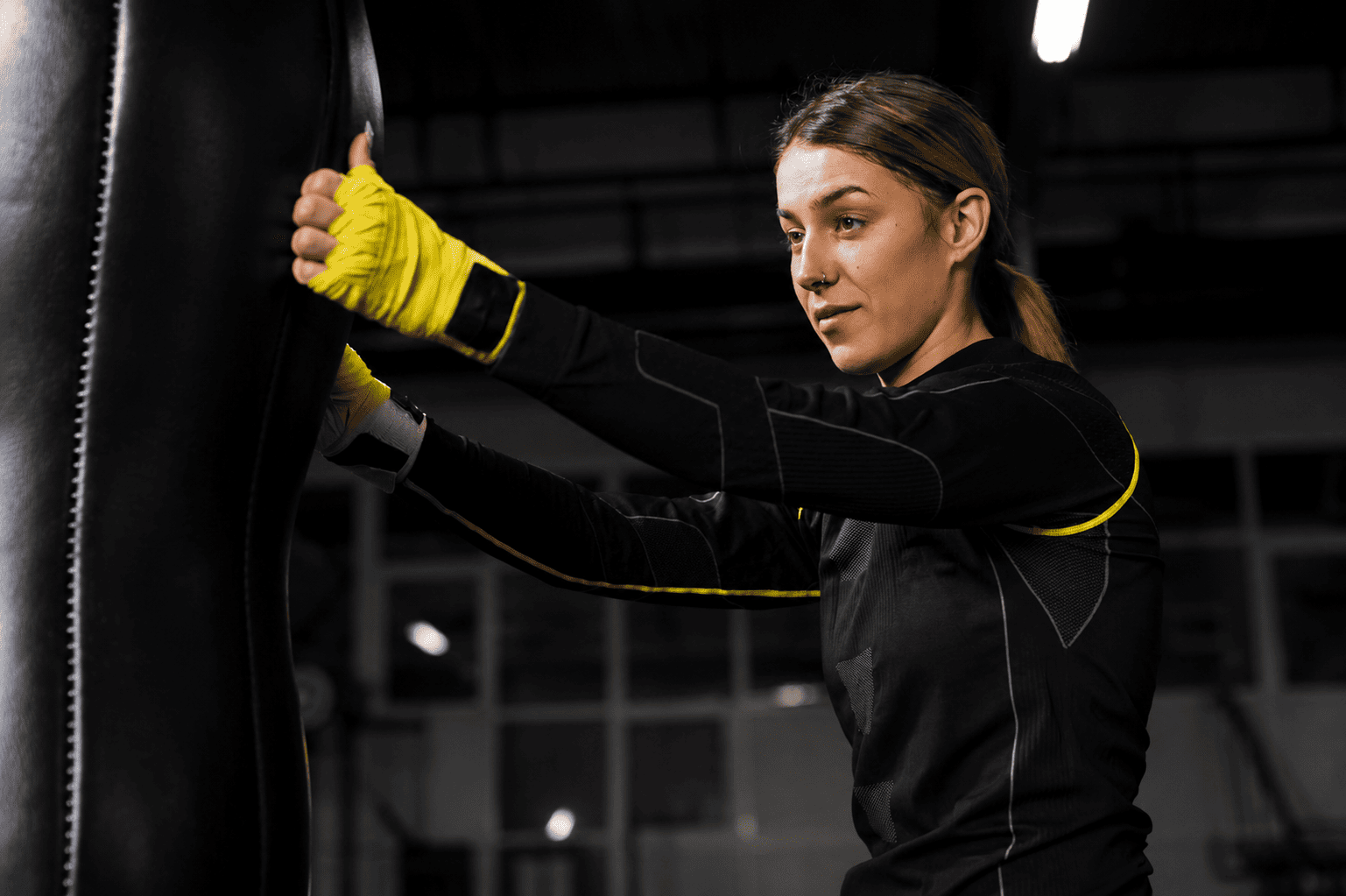 Women training Muay Thai
